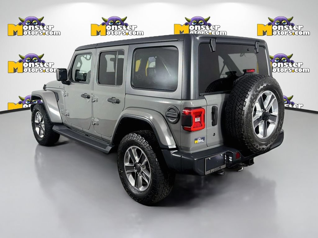 Used 2019 Jeep Wrangler Unlimited Sahara w/ Dual Top Group AWD/4WD image 7