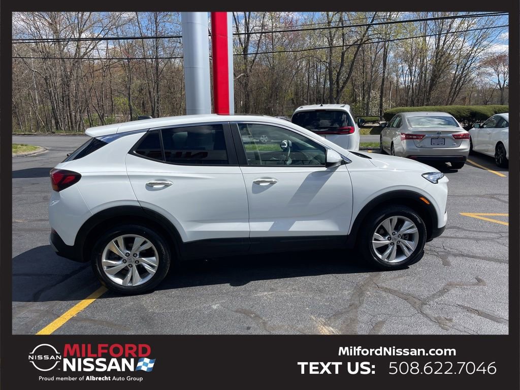 Used 2024 Buick Encore GX Preferred w/ Comfort Package AWD/4WD image 6