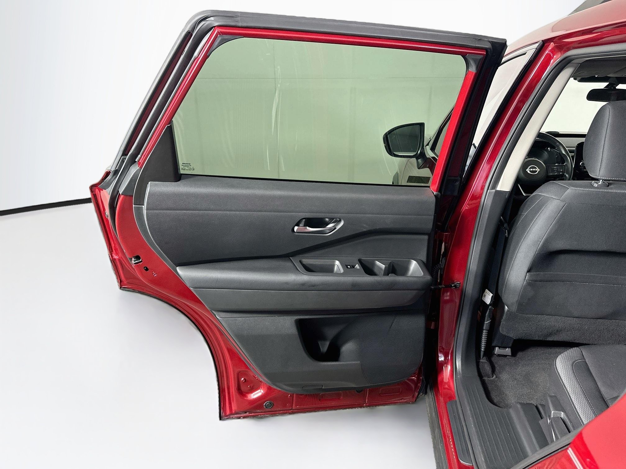 Used 2022 Nissan Pathfinder SV FWD image 25