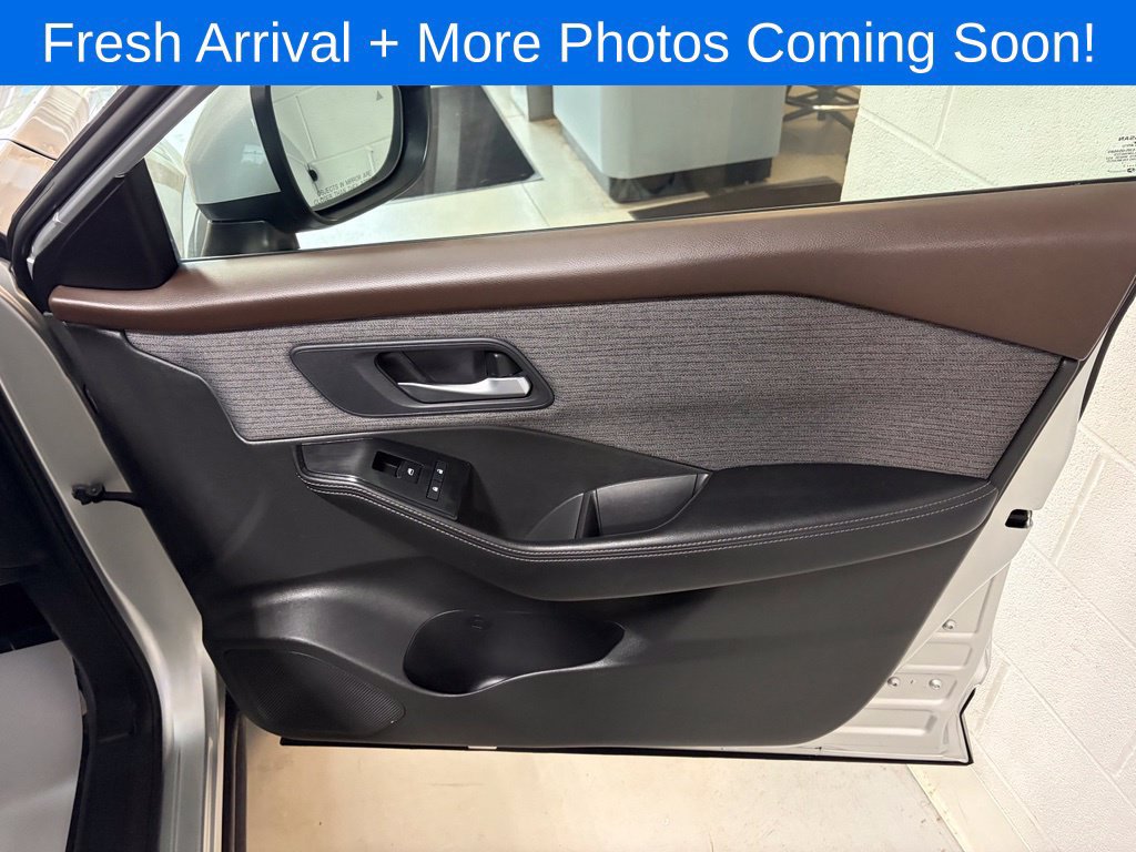 Used 2023 Nissan Rogue SV AWD/4WD image 20