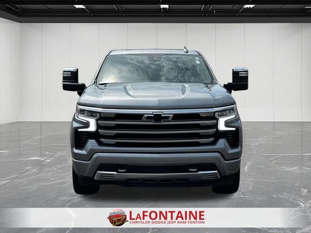 Used 2023 Chevrolet Silverado 1500 High Country w/ Technology Package AWD/4WD image 8