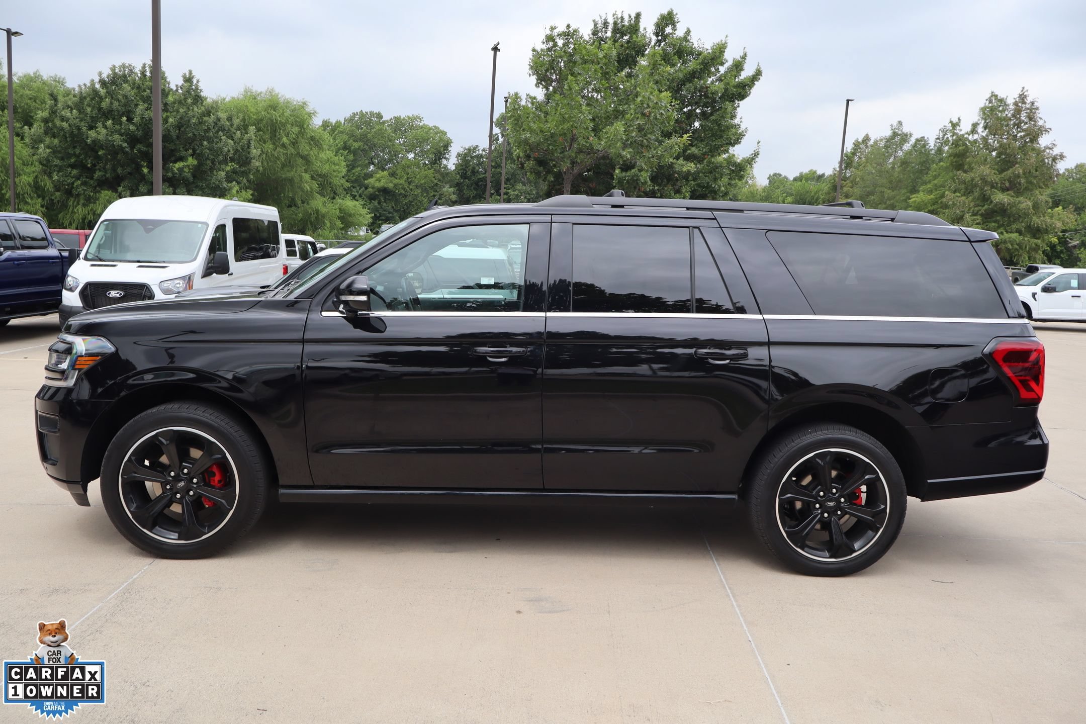 Used 2023 Ford Expedition Max Limited AWD/4WD image 7