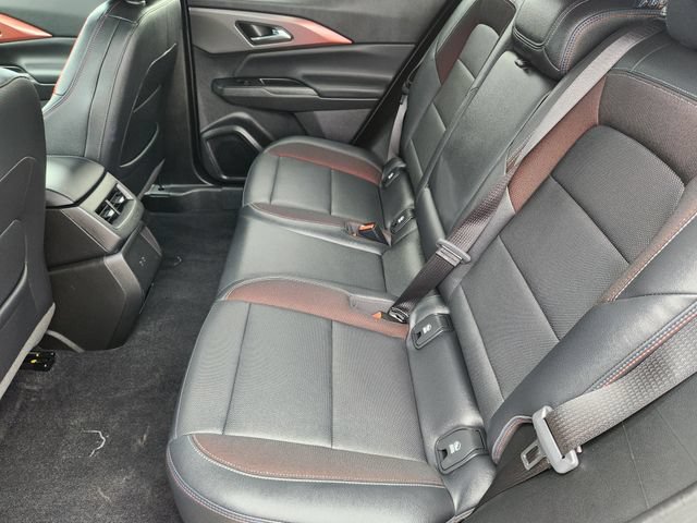 Used 2024 Chevrolet Equinox EV RS FWD image 30