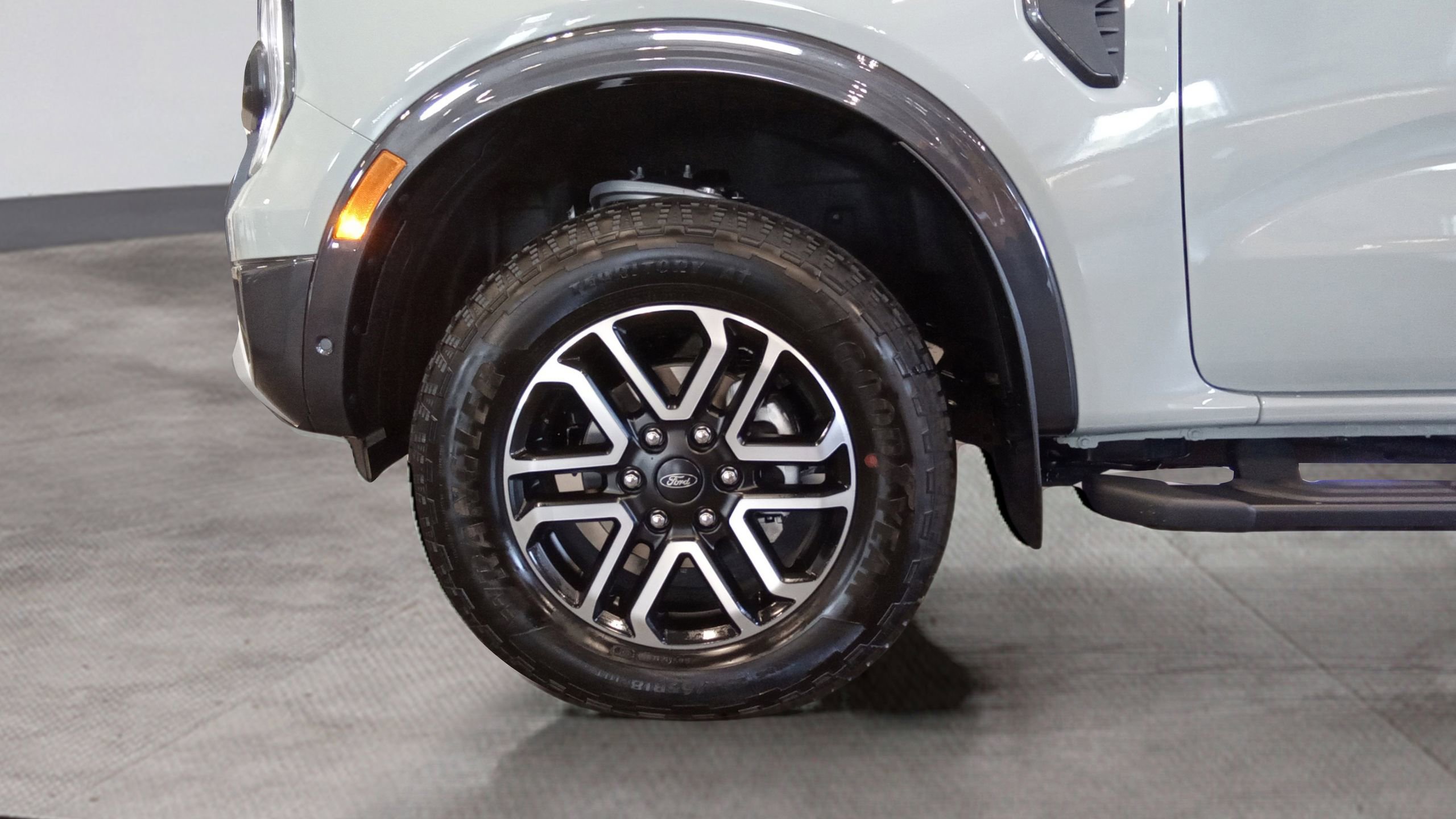 Certified 2024 Ford Ranger Lariat w/ Advanced Towing Package image 28