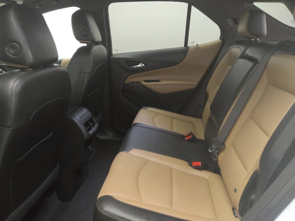 Used 2022 Chevrolet Equinox Premier FWD image 18