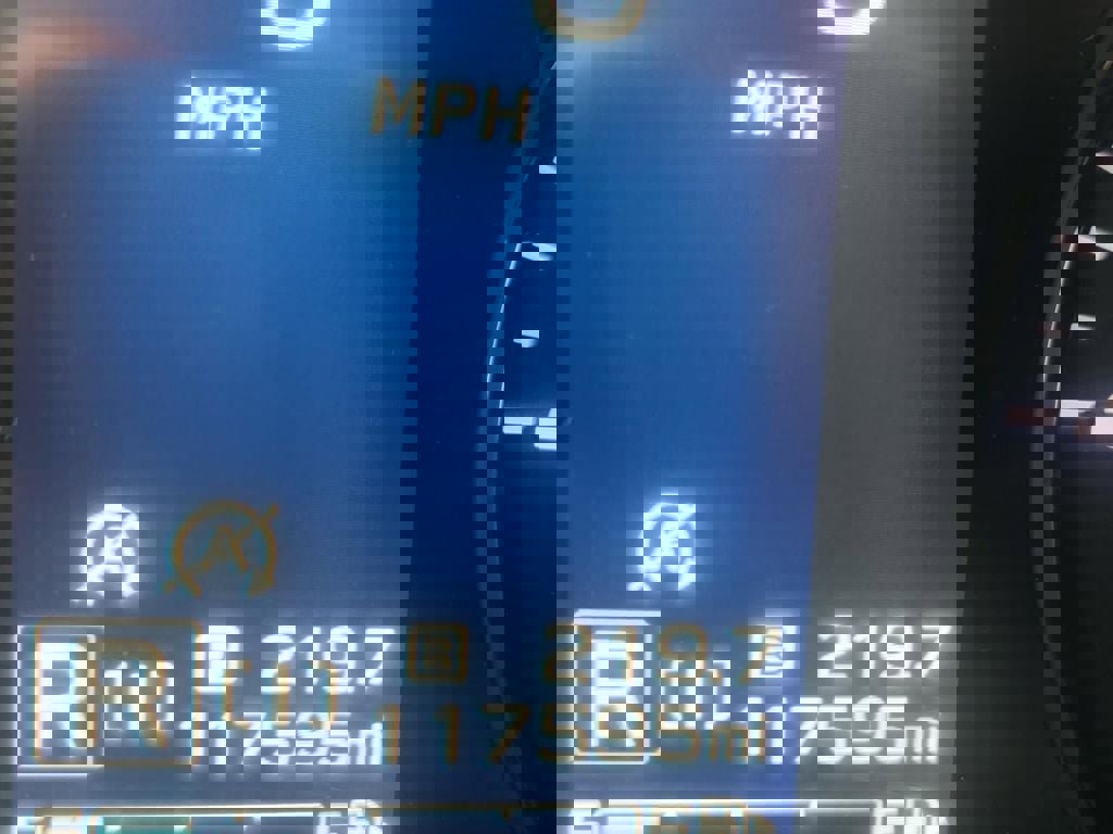 Used 2021 Subaru Crosstrek 2.0i Premium image 35