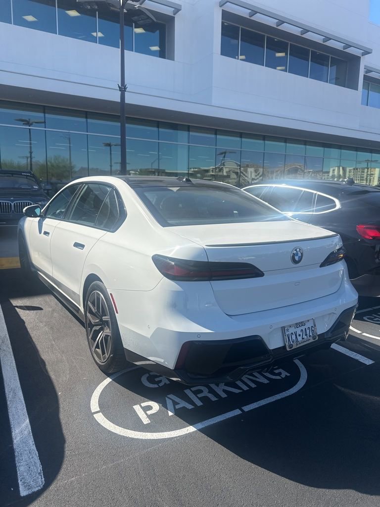 Certified 2023 BMW 740i image 5