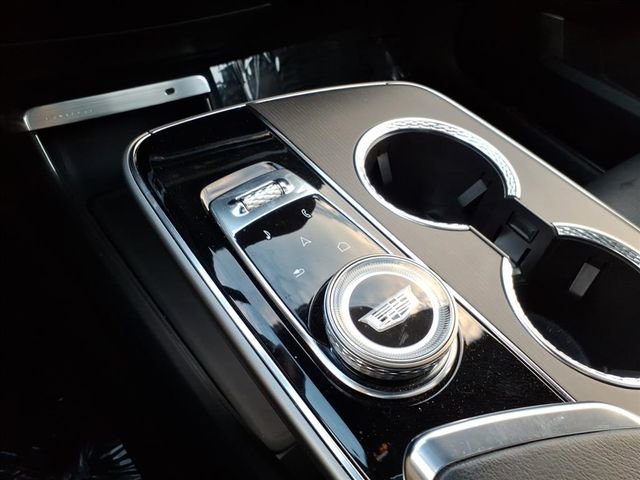 Certified 2024 Cadillac Lyriq Luxury image 32