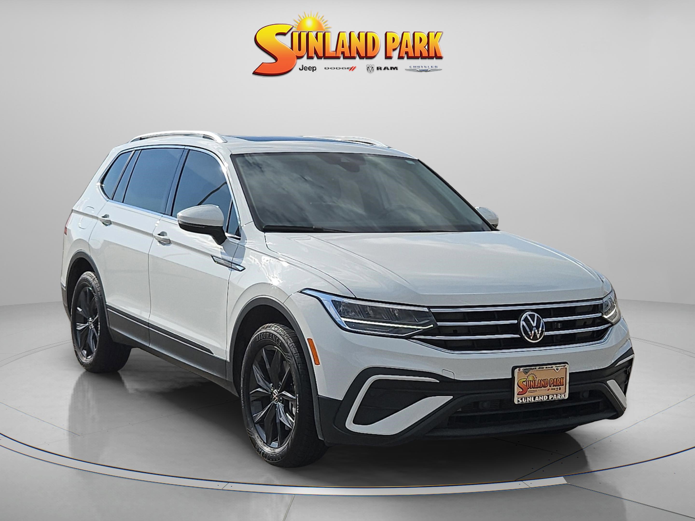 Used 2024 Volkswagen Tiguan SE