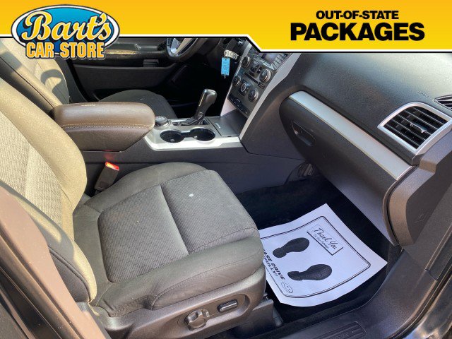 Used 2015 Ford Explorer XLT AWD/4WD image 17