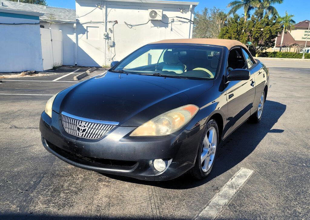 Used 2004 Toyota Solara SE FWD image 1