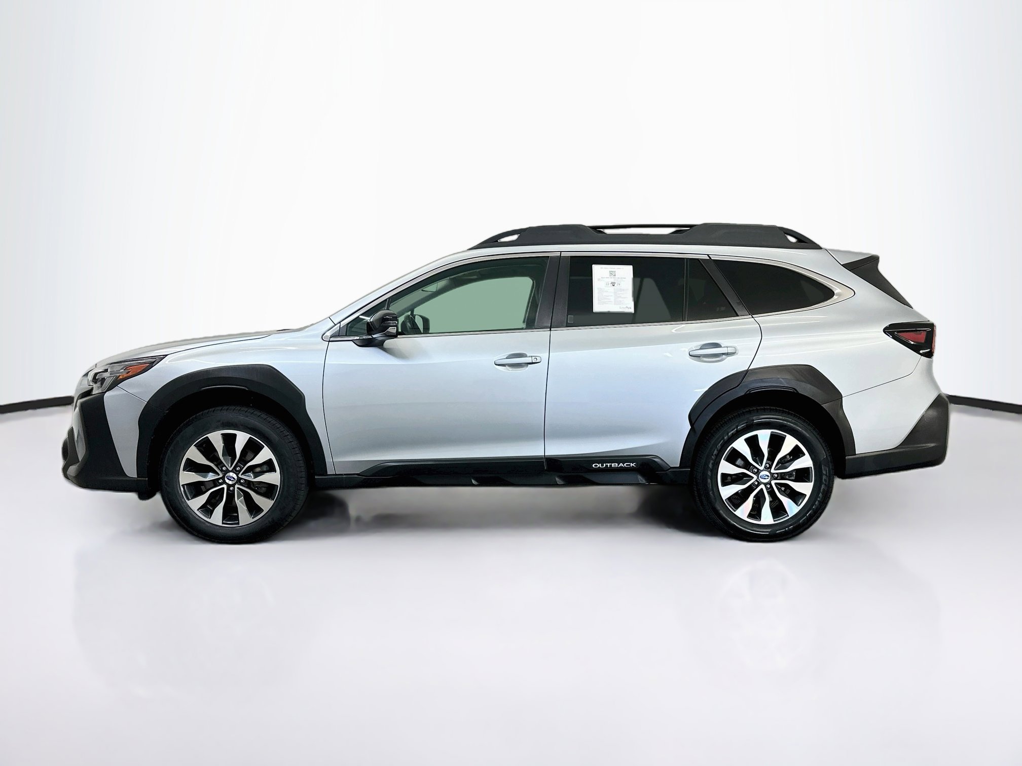 Used 2024 Subaru Outback Limited XT AWD/4WD image 4