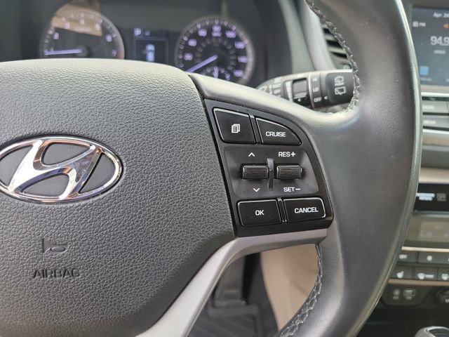 Used 2018 Hyundai Tucson Value AWD/4WD image 11