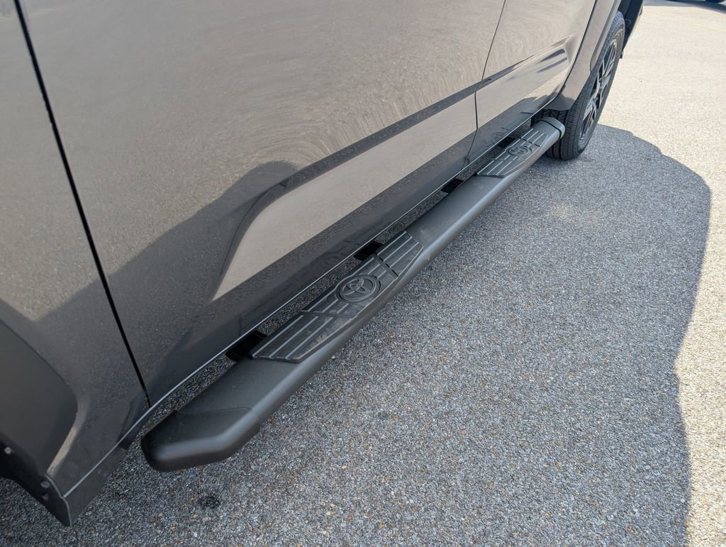 New 2026 Toyota Tundra SR5 image 9