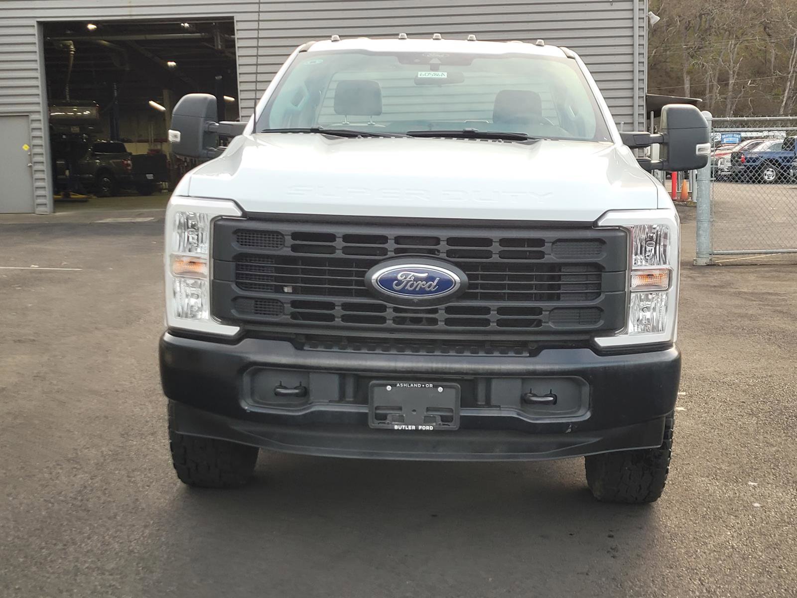 Used 2024 Ford F350 XL w/ 360-Degree Camera Package AWD/4WD image 2