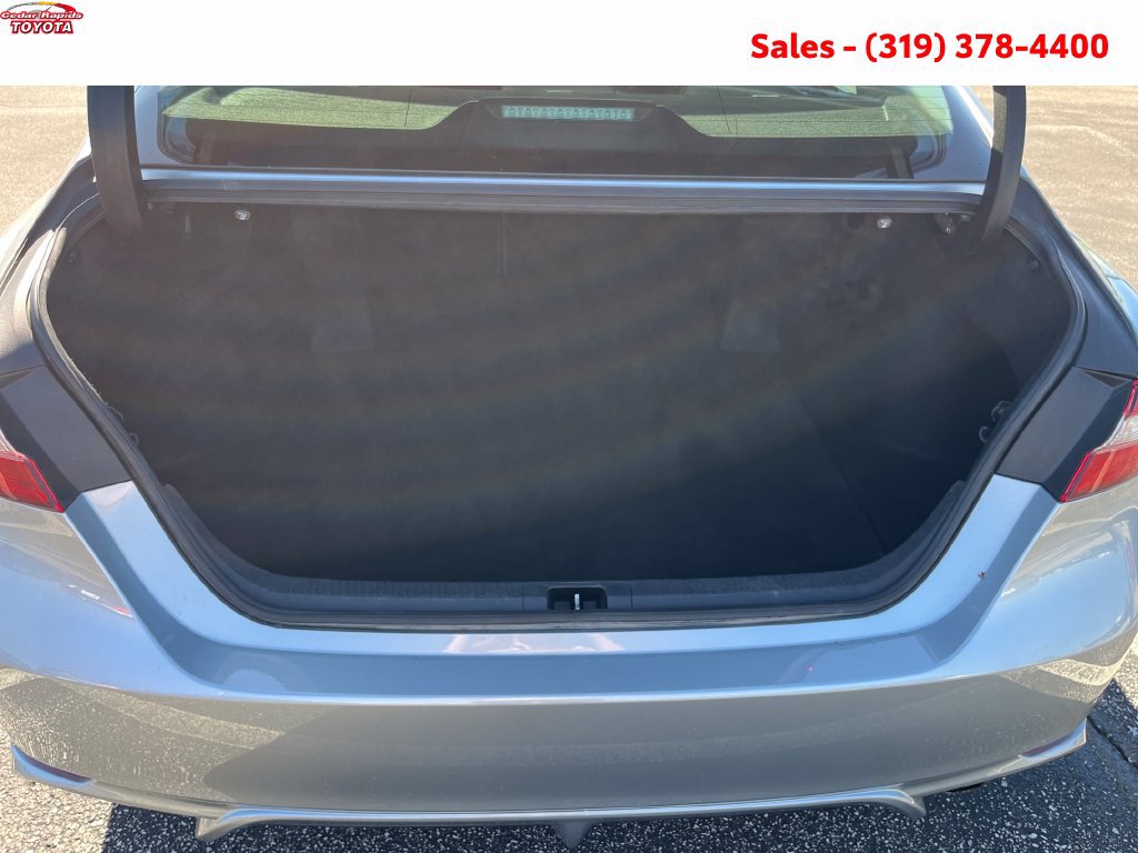 Certified 2019 Toyota Camry SE FWD image 6