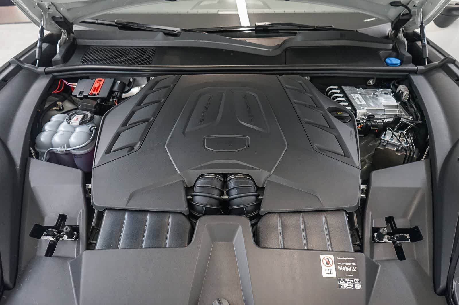 New 2026 Porsche Cayenne S AWD/4WD image 32