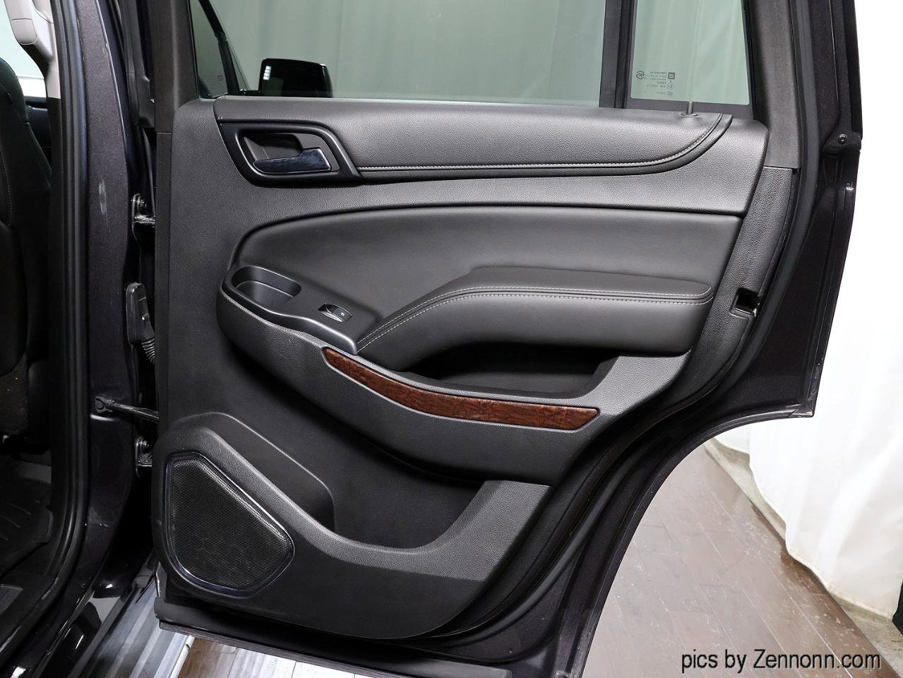 Used 2015 GMC Yukon SLT w/ Open Road Package AWD/4WD image 35