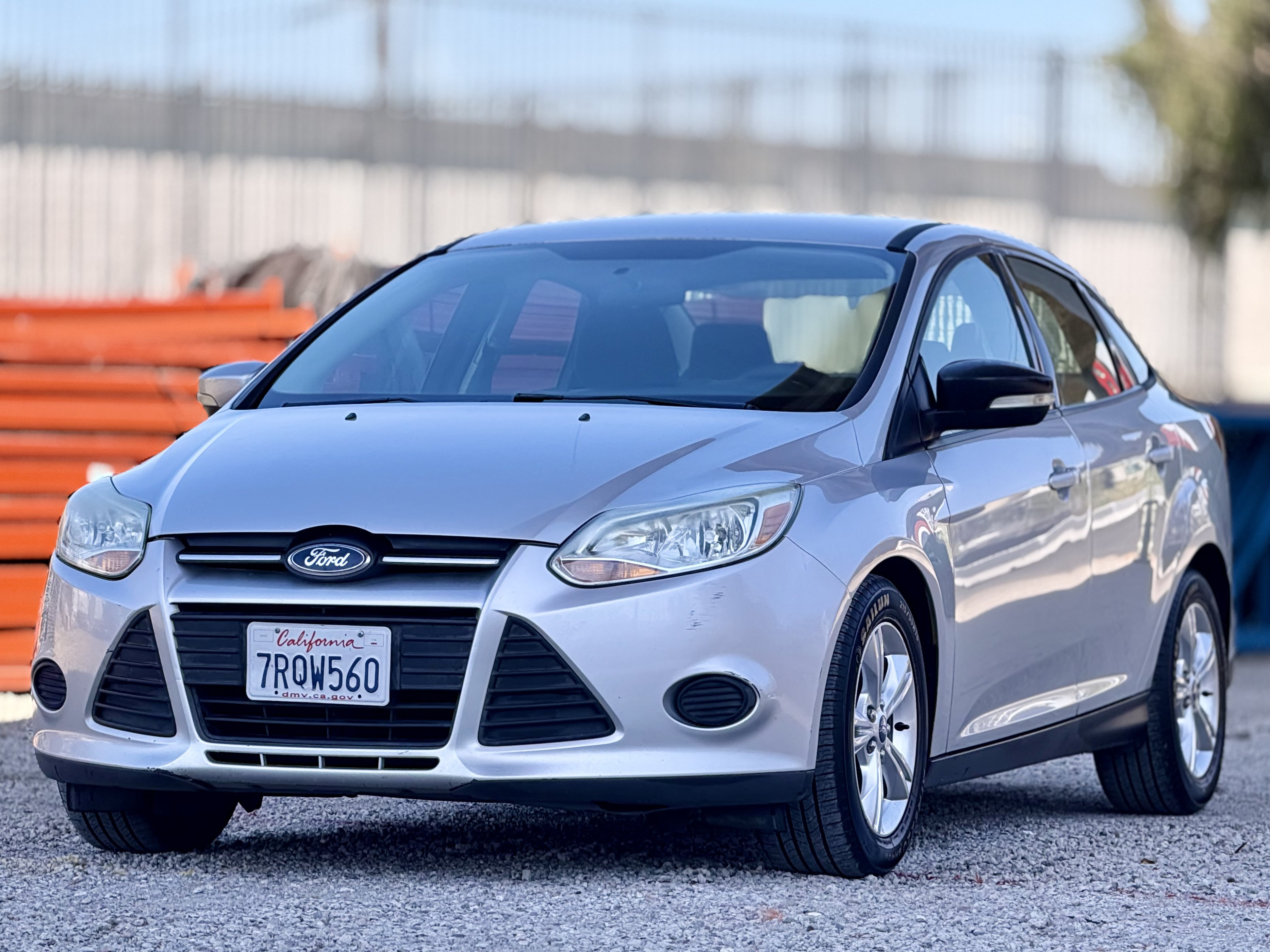 Used 2013 Ford Focus SE FWD image 4
