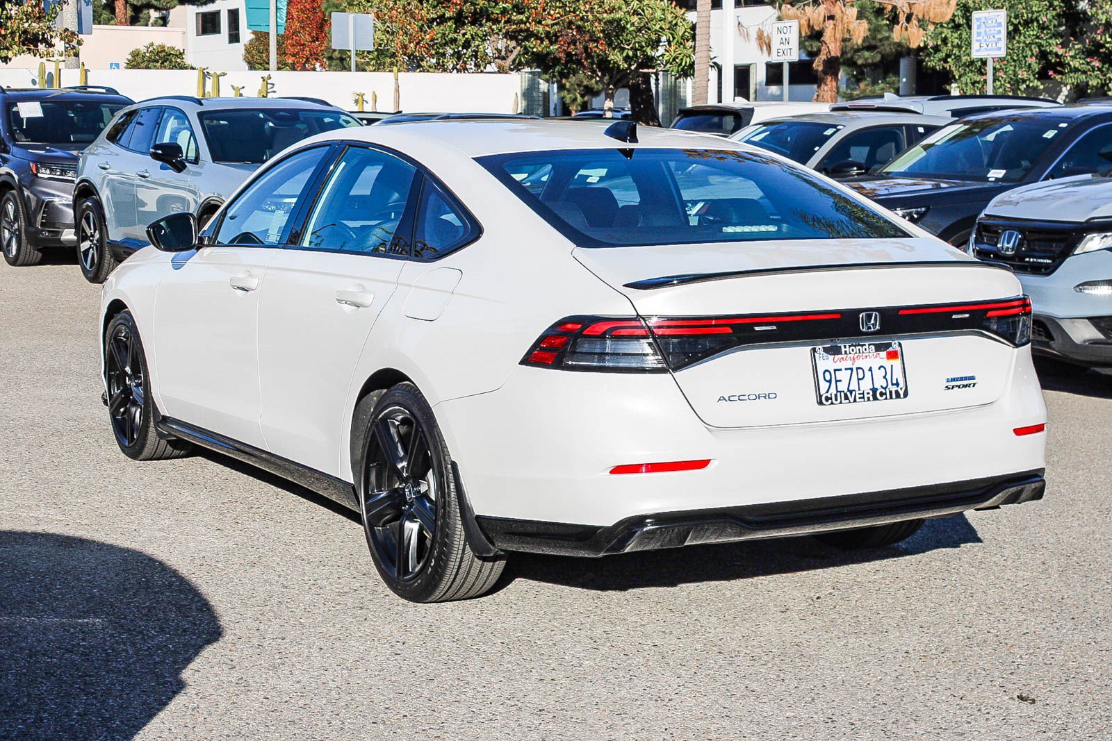 Used 2023 Honda Accord Sport image 7