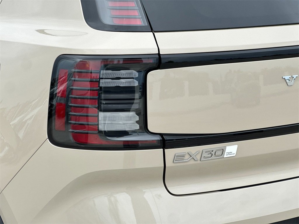 New 2026 Volvo EX30 Plus image 25
