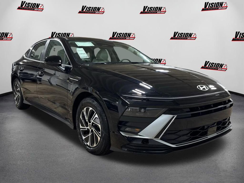 New 2026 Hyundai Sonata Blue image 3