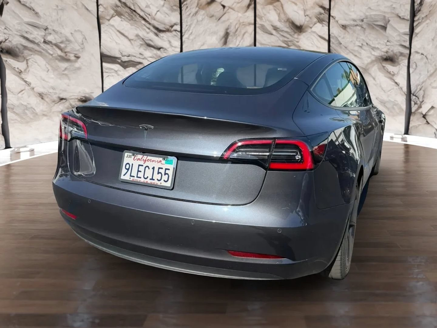 Used 2021 Tesla Model 3 Standard Range Plus RWD image 7