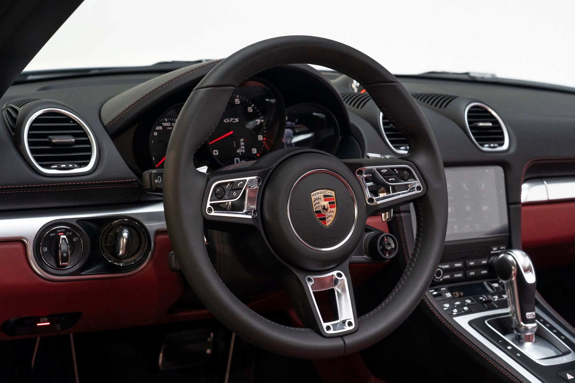 Used 2025 Porsche 718 Boxster GTS RWD image 25
