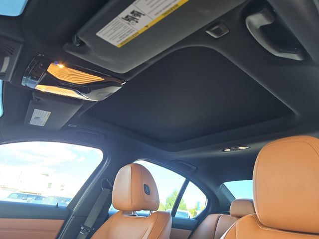 Used 2021 BMW 330e RWD image 17