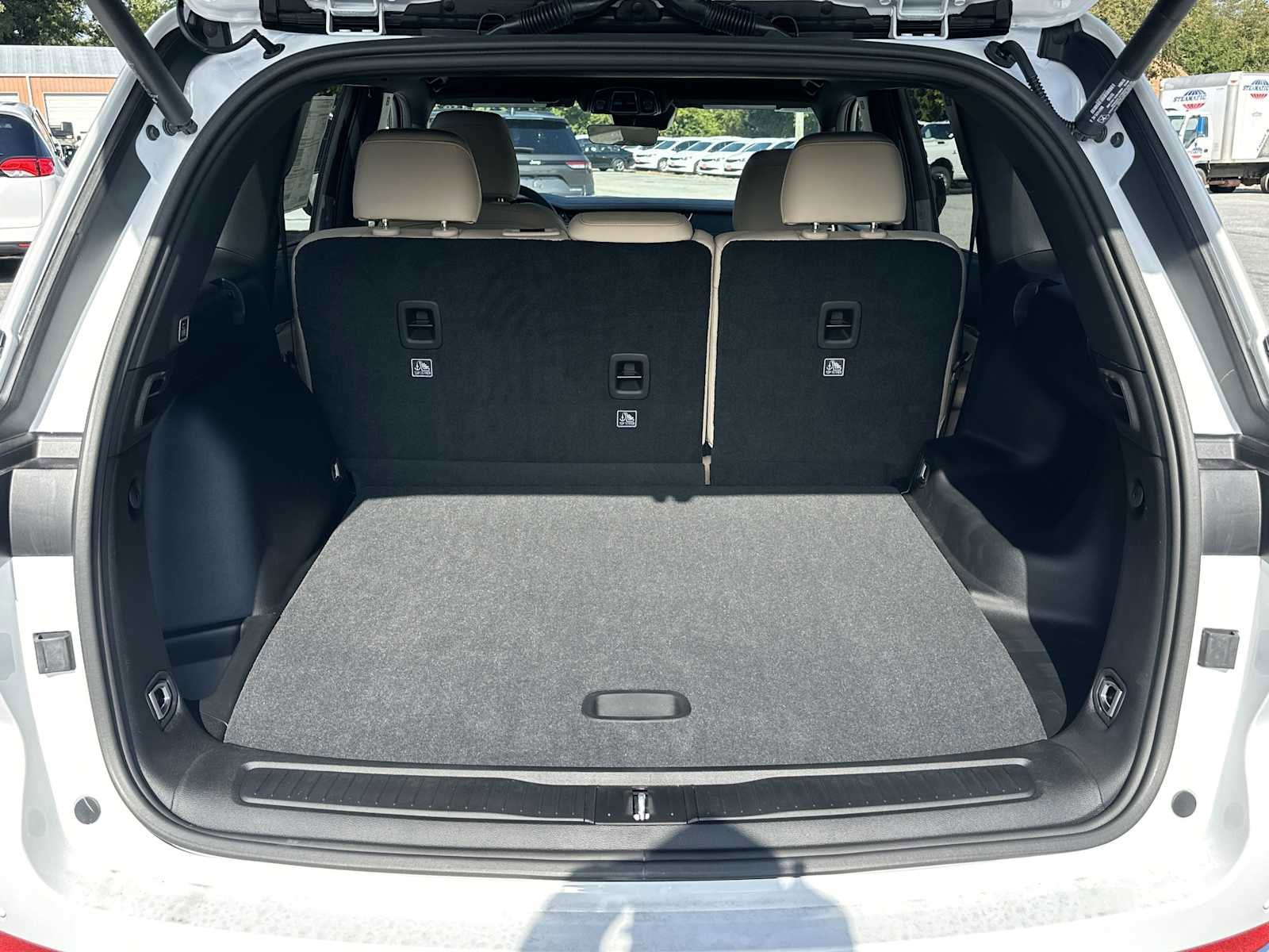 New 2025 Jeep Grand Cherokee Limited w/ Trailer Tow Package image 18
