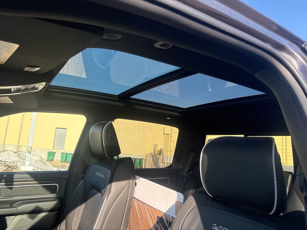 New 2026 RAM 1500 Laramie AWD/4WD image 17