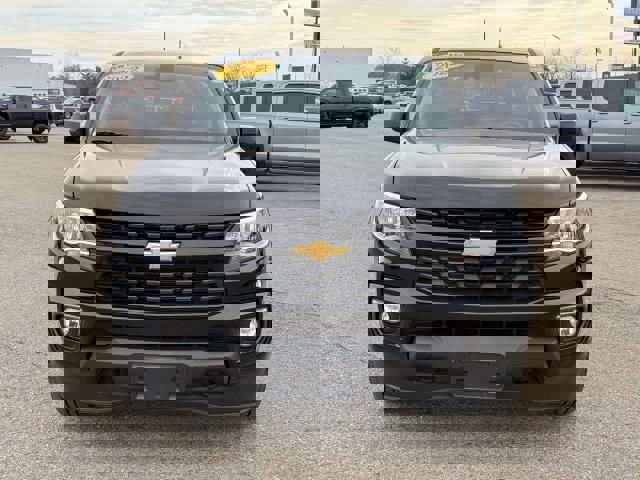 Used 2022 Chevrolet Colorado LT w/ Safety Package image 3