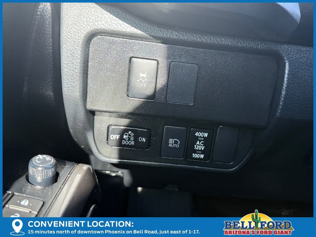 Used 2021 Toyota Tacoma SR5 w/ Trail Edition image 28