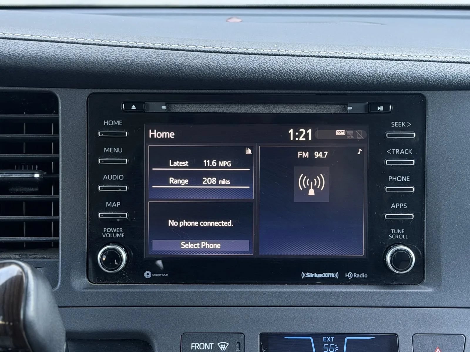 Used 2019 Toyota Sienna XLE FWD image 39