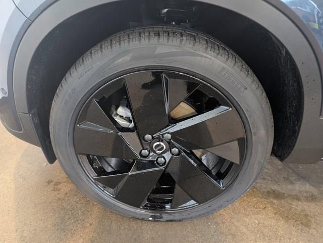 New 2026 Volvo XC40 B5 Ultra w/ Protection Package Premier AWD/4WD image 7