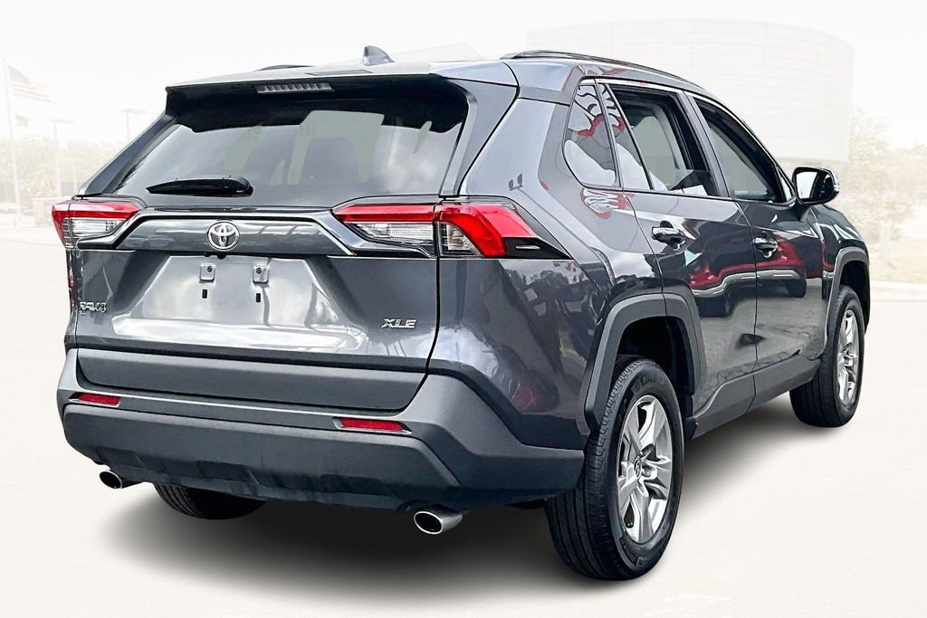 Used 2024 Toyota RAV4 XLE image 6