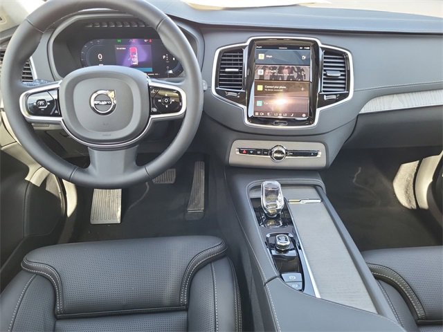 Certified 2025 Volvo XC90 B6 Ultra w/ Lounge Package image 14