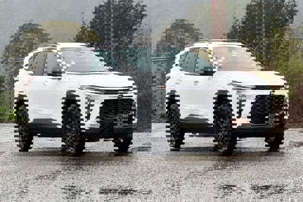 New 2026 Chevrolet Trax ACTIV w/ Driver Confidence Package image 2