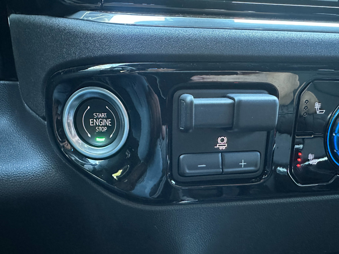 Used 2024 GMC Sierra 1500 Elevation w/ Elevation Premium Package image 43