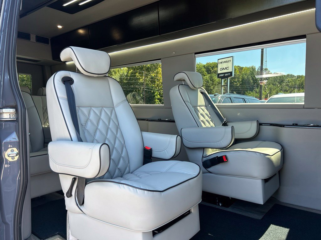 Used 2022 Mercedes-Benz Sprinter 2500 image 74