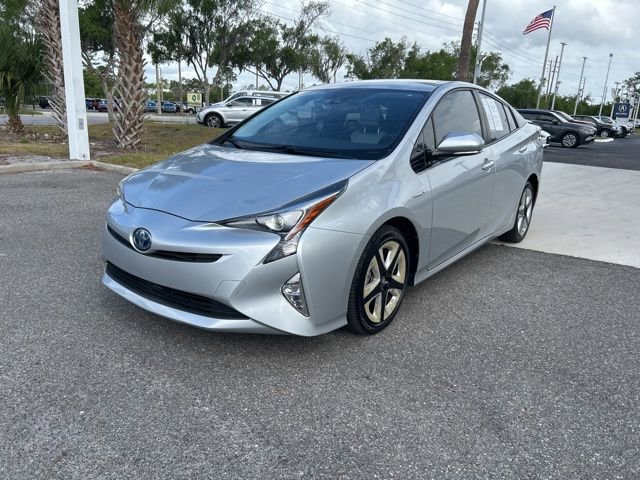 Used 2016 Toyota Prius Four Touring image 8