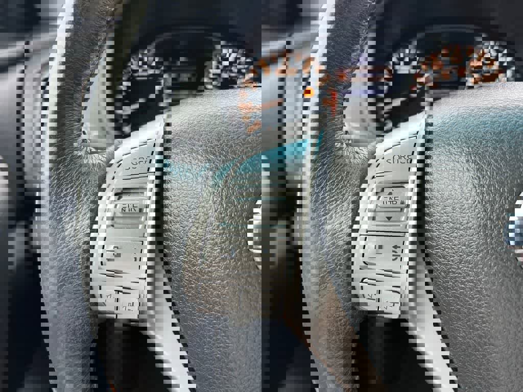 Used 2016 Nissan Altima 2.5 SL w/ Moonroof Package image 23