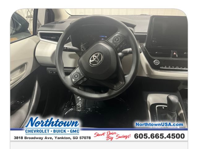 Used 2023 Toyota Corolla LE FWD image 13