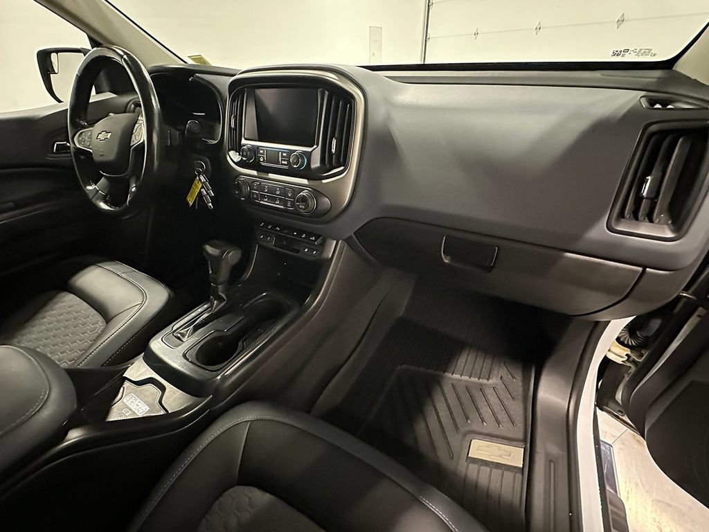 Used 2021 Chevrolet Colorado Z71 w/ Safety Package AWD/4WD image 29
