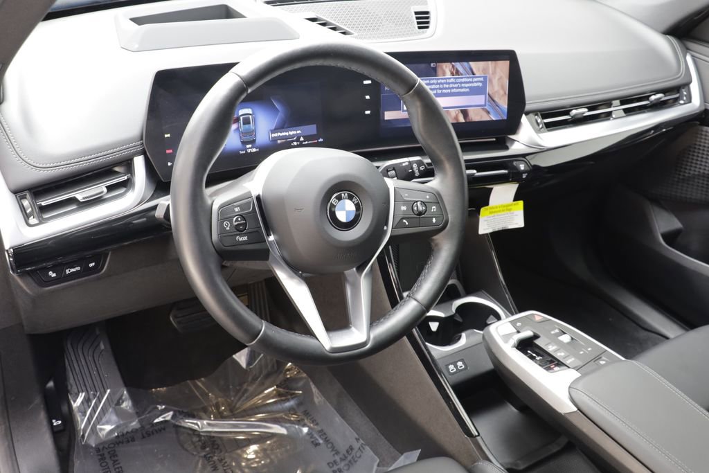 Certified 2025 BMW X1 xDrive28i AWD/4WD image 7