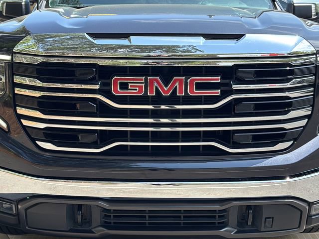 Used 2023 GMC Sierra 1500 SLT w/ SLT Premium Package image 9