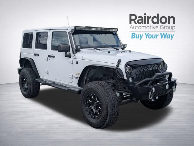 Used 2014 Jeep Wrangler Unlimited Sahara w/ Max Tow Package AWD/4WD image 1