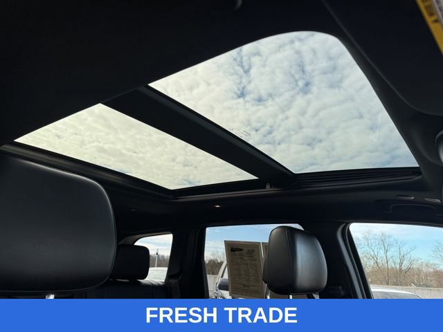 Used 2019 Jeep Grand Cherokee Limited w/ Luxury Group II image 9