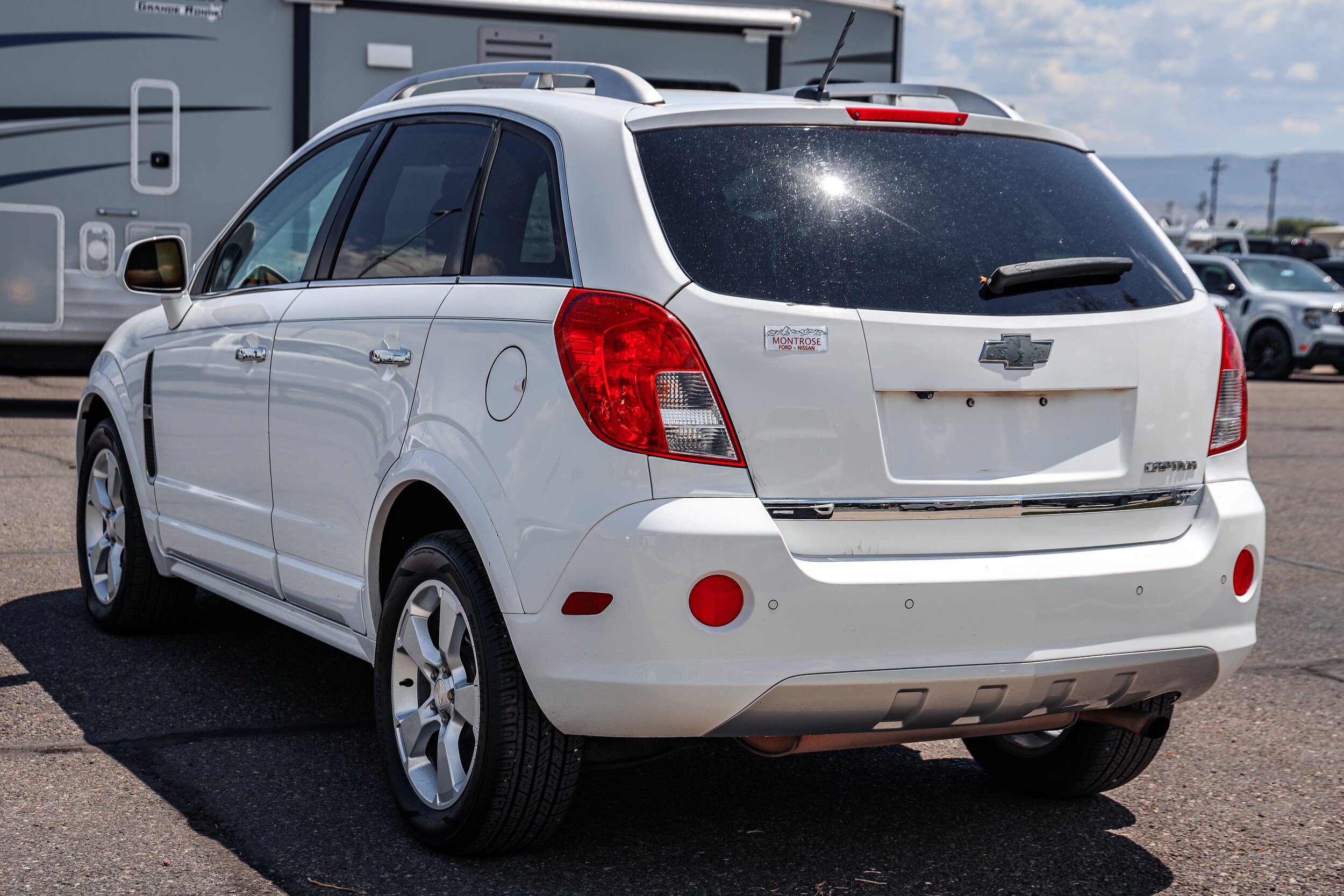 Used 2013 Chevrolet Captiva Sport LTZ FWD image 5