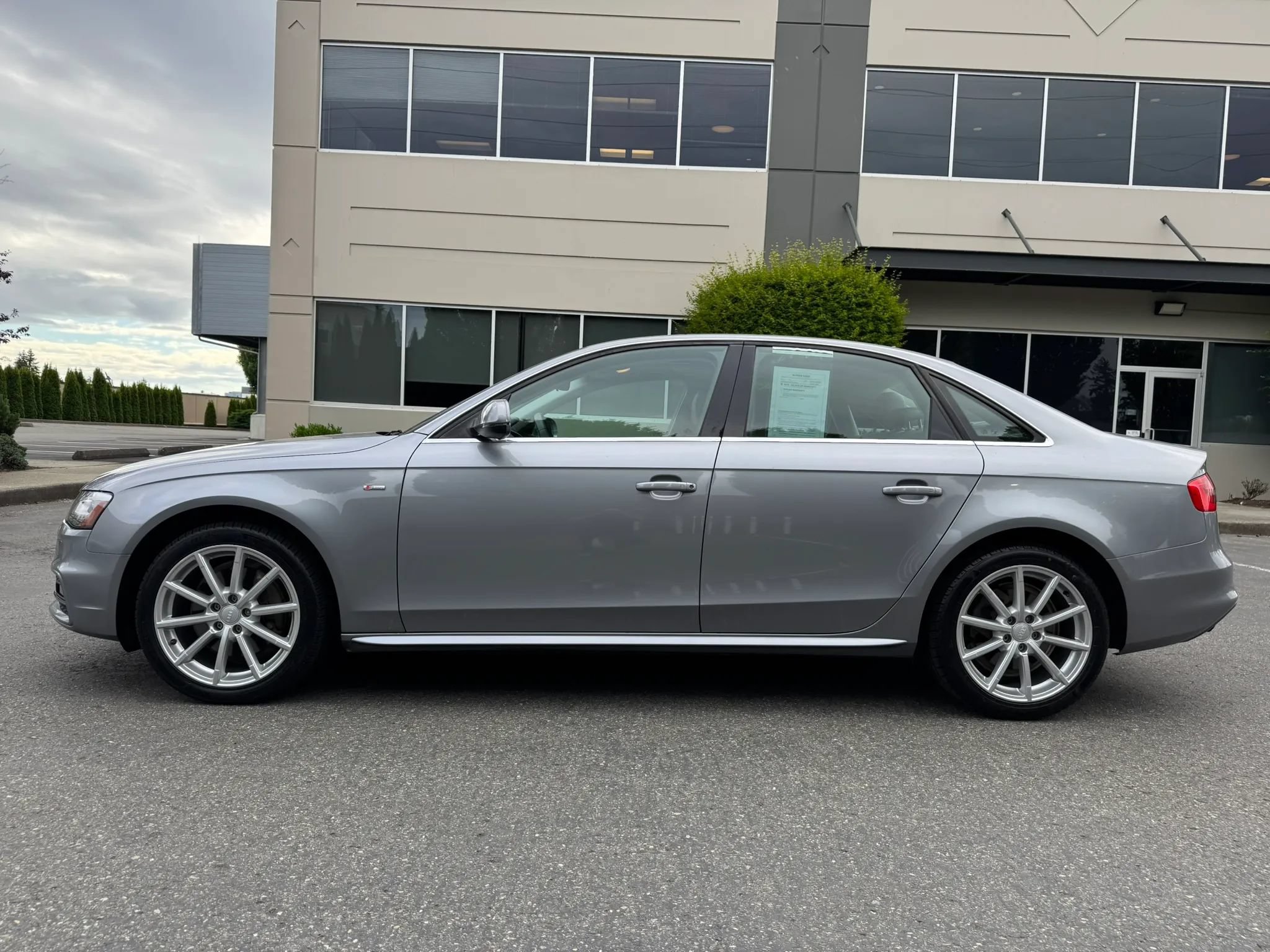 Used 2016 Audi A4 2.0T Premium w/ Audi MMI Navigation Plus FWD image 6